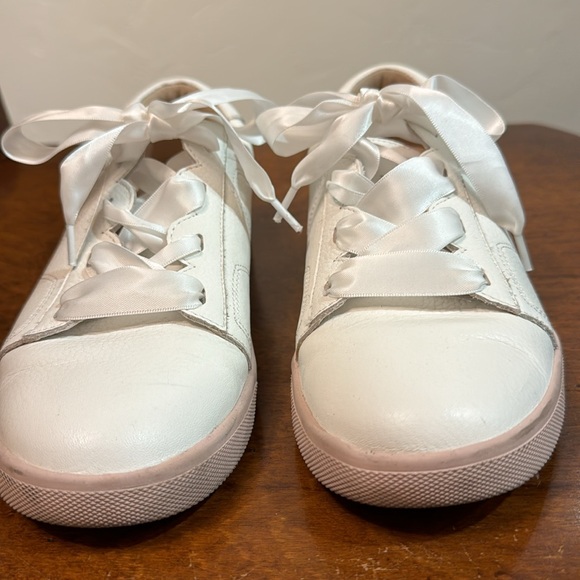 Vionic Chantelle Sneaker size 6.5 - Picture 2 of 8